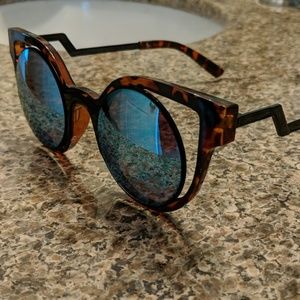 Foster Grant sunglasses